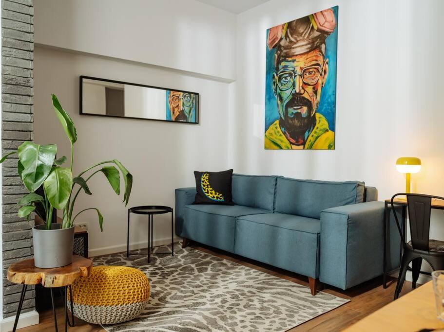 Apartment 9 - New Building & Parking